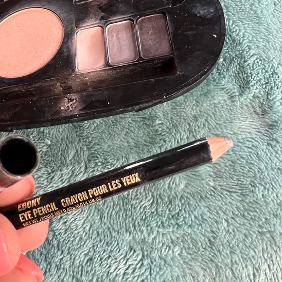 MAC Stroke of Midnight Face Pallet - Cool - Picture 8 of 8